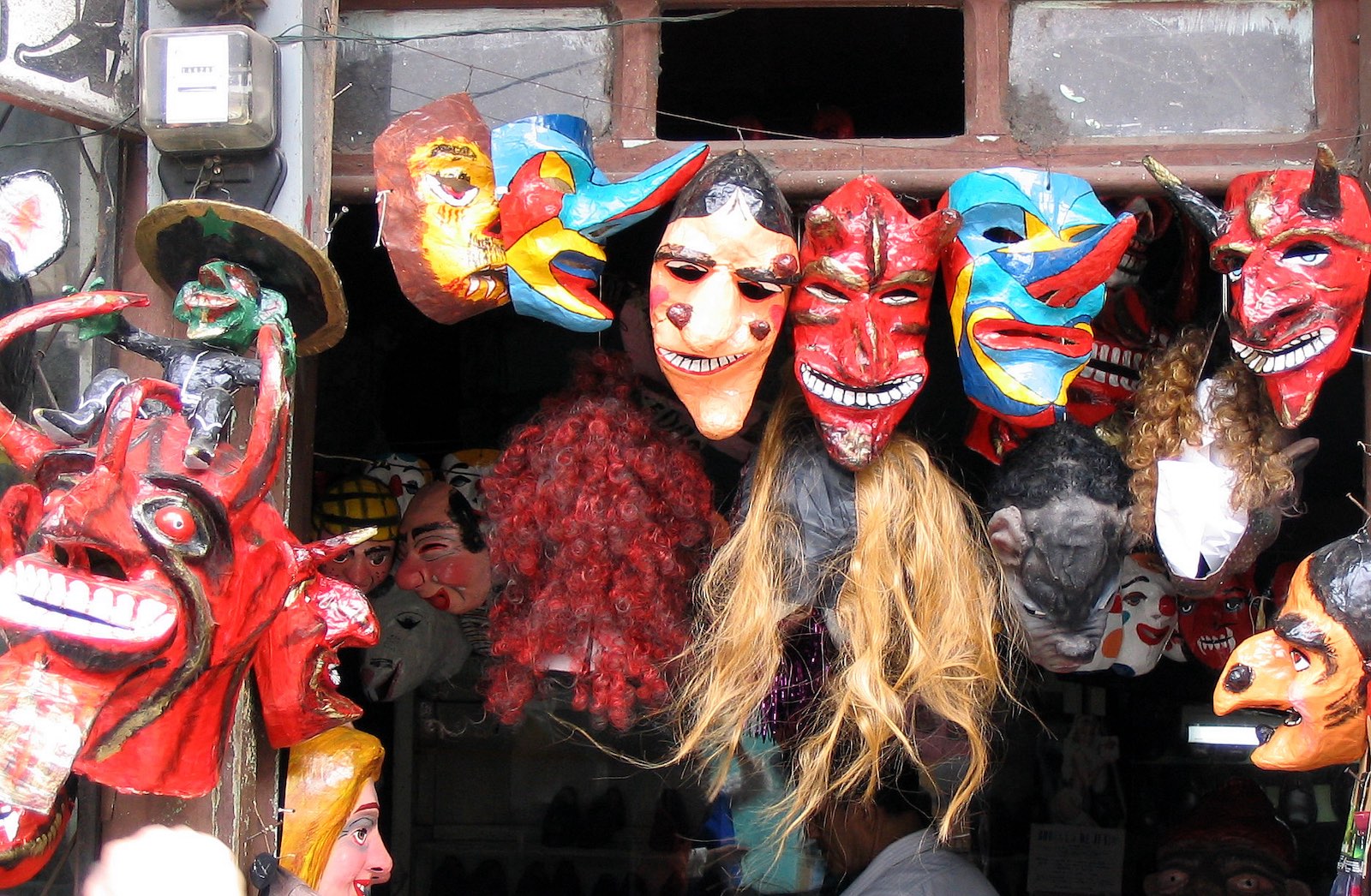  Masques pour les célébrations du Nouvel An, Baños 